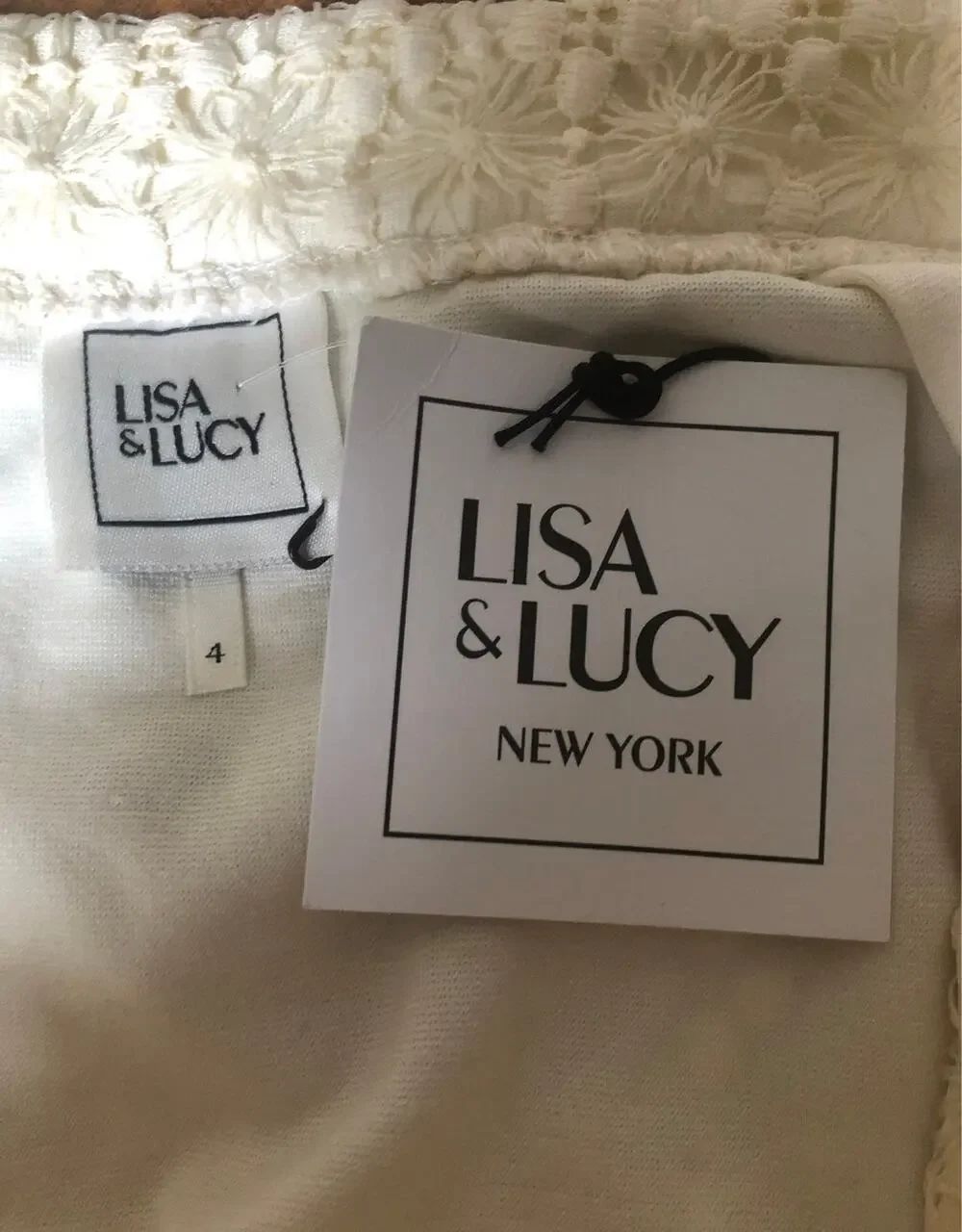 NWT Lisa and Lucy lace cream lace mini skirt size 4